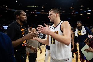 克6：现役最喜欢杜兰特和约基奇 后者就像四个名人堂球员的合体