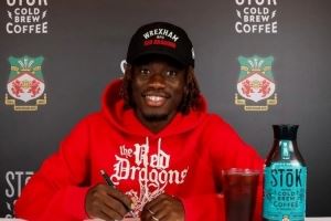 官方：曼城24岁右后卫卡博雷租借加盟英冠雷克瑟姆