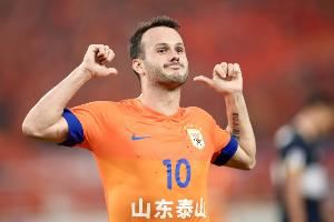 鲁媒：瓦科与泰山队的续约尚未达成共识，也有其他球队抛出橄榄枝