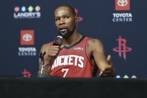 KD:保持竞技状态不一定要做很多力量训练和长跑 拉伸也很不错